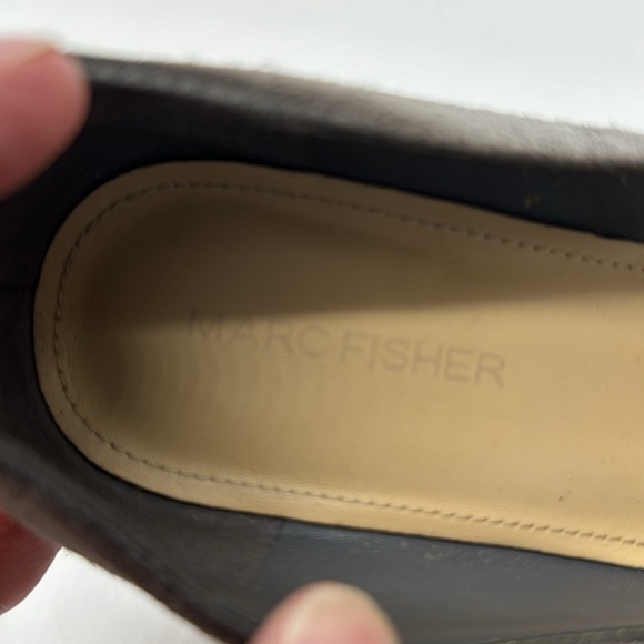 Marc Fisher Gray Pointy Suede Heels Size 7.5 MCH5808G - Picture 7 of 8